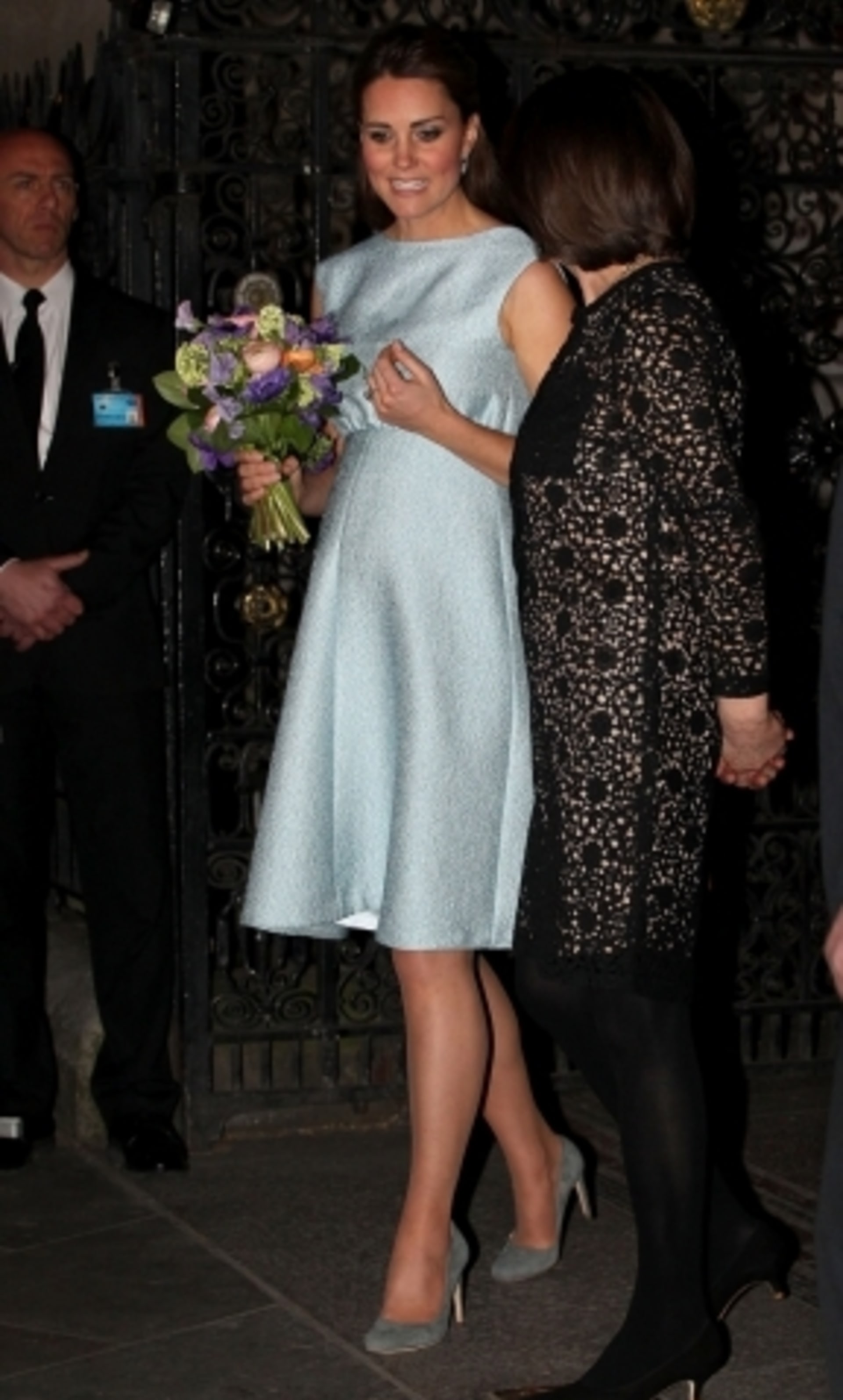 Vévodkyně z Cambridge reprezentuje královskou rodinu stále časteji