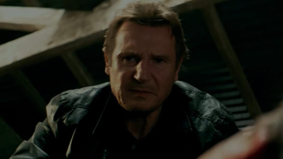 Bývalý člen elitních jednotek Bryan Mills (Liam Neeson) se proti své vůli ocitá znovu v akci.