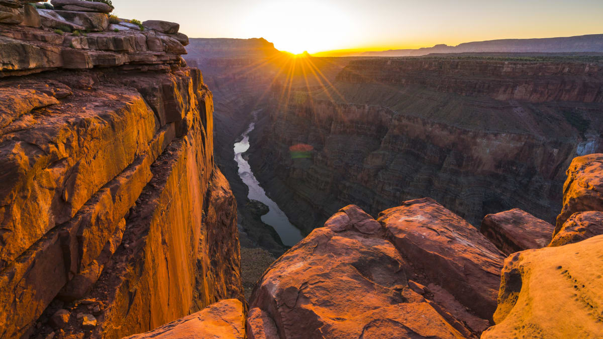 Turista spadl při focení selfíčka v Grand Canyonu 2