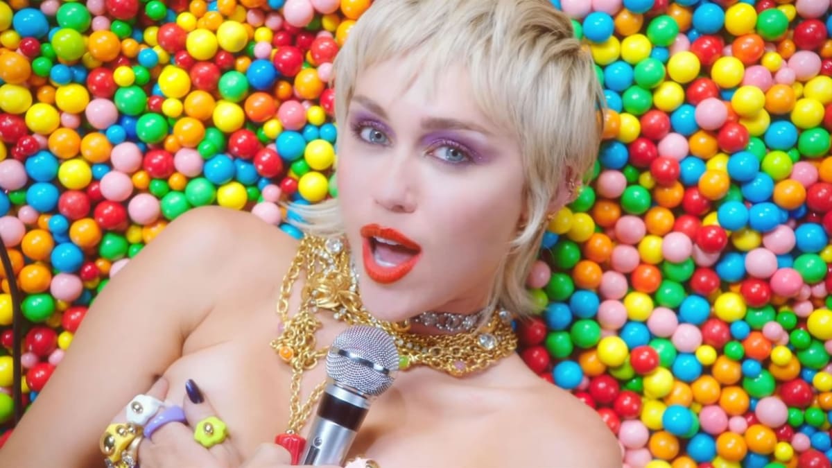 Miley Cyrus má nový klip 1