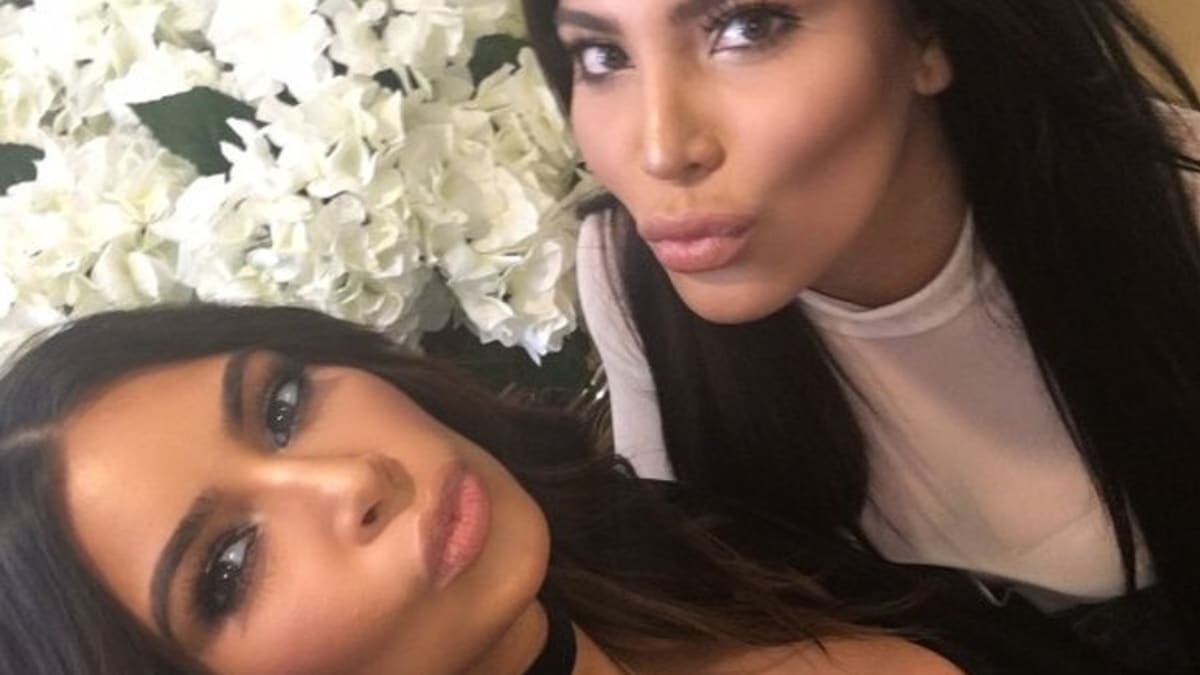 Kim Kardashian s dvojnicí
