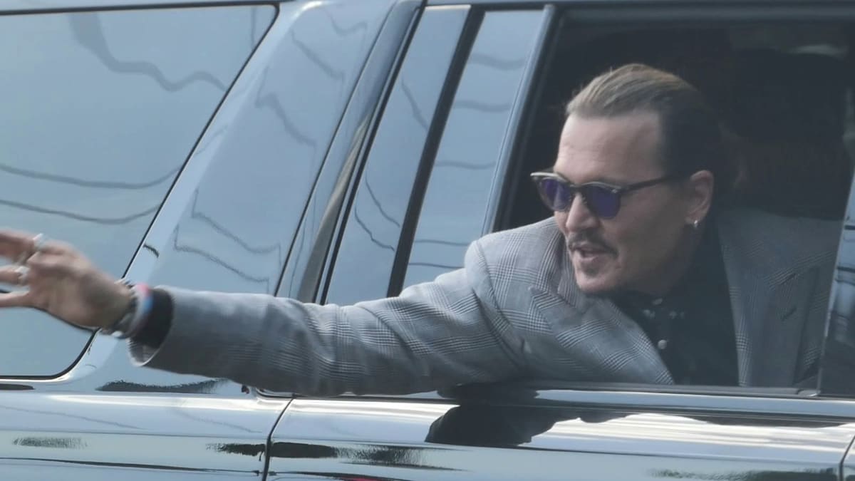 Johnny Depp potěšil fanoušky ukázkou Jacka Sparrowa 1