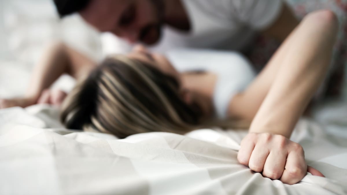 Sex vztahy postel