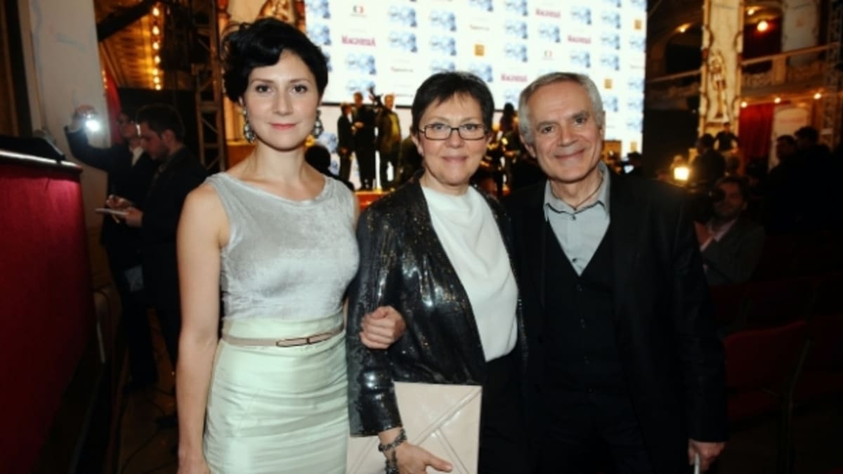 Video TOP STAR Magazín, Foto: Matha Issová, Lenka Termerová, Moris Issa