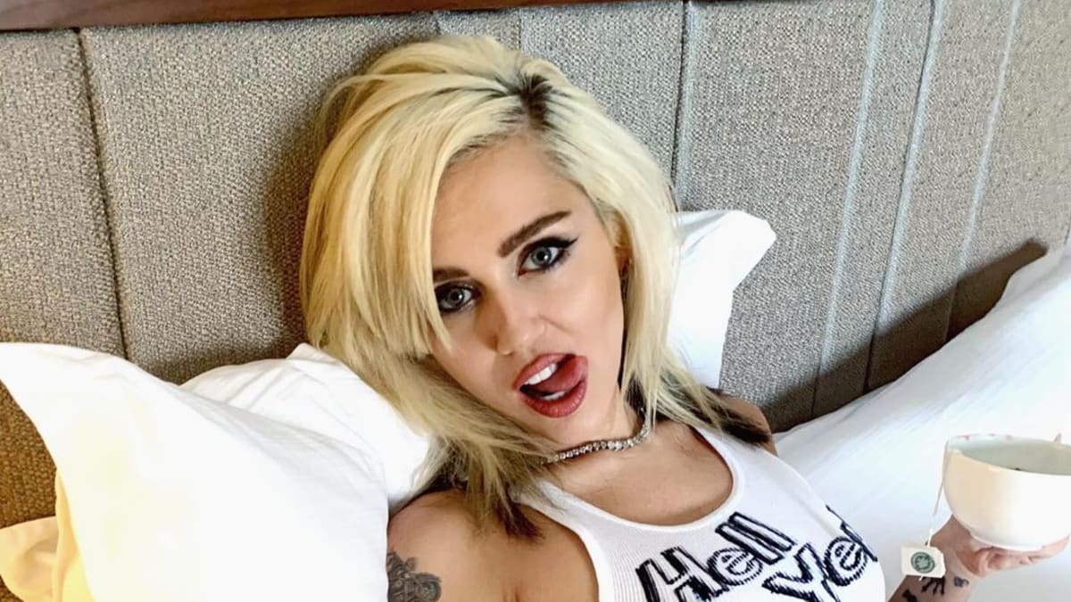 Miley Cyrus čelí žalobě kvůli fotce na Instagramu 1
