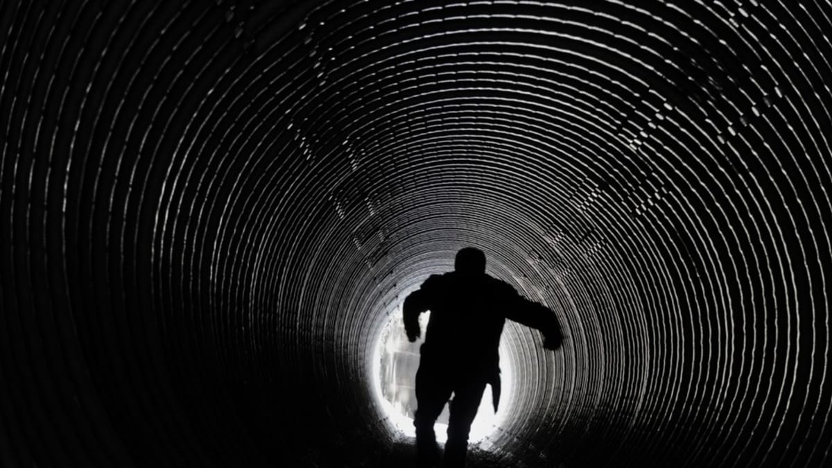 Muž vykopal tunel dlouhý 244 metrů! (Ilustrační foto)