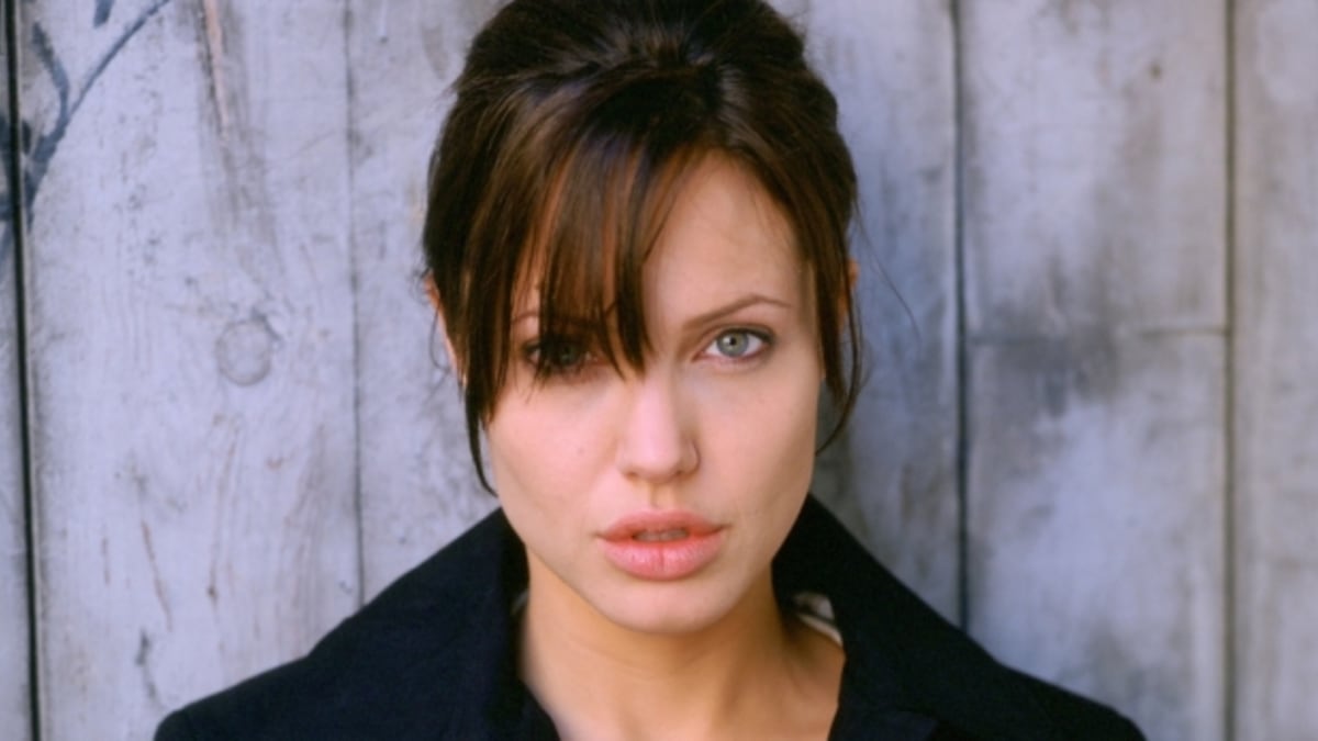 Žárlivá Angelina – Kvůli Aniston vyhodila uklízečku