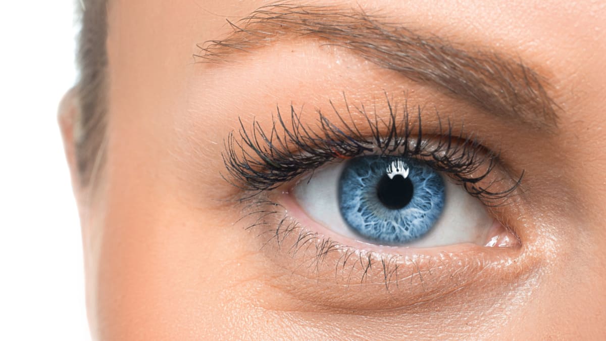 Modré oči jsou výsledkem genetické mutace.