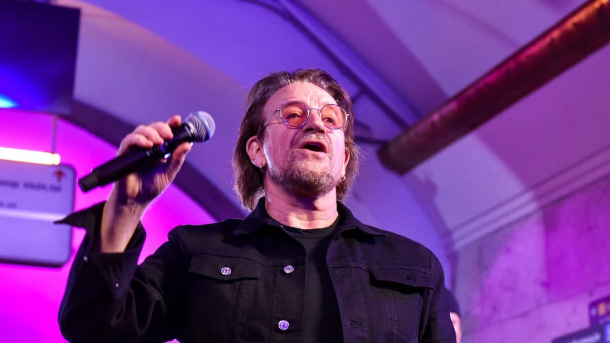 Bono zazpíval v Kyjevě 1
