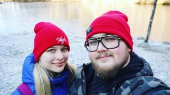 GALERIE: Smutné Vánoce FattyPillowa. S youtuberem se rozešla dlouholetá přítelkyně