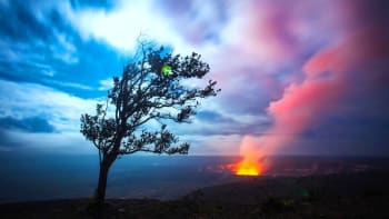 Sopka chrlící lávu… Úkaz budící úžas a respekt!
