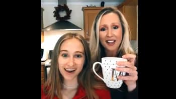 VIDEO: Žena sdílela na TikToku totálně nechutný recept na čaj! Co je na něm tak odporného?