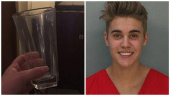 FOTO: Justin Bieber si v baru objednal mléko. Sklenice se teď draží za nehoráznou sumu. Dali byste ji?