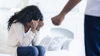 ODHALENO: 6 znaků, že vás partner zneužívá. Podle čeho to zaručeně poznáte?