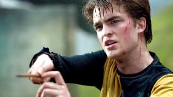 Hvězda Stmívání Robert Pattinson prozradil, jak se vžívá do rolí. Co bolestivého dělal při natáčení Harryho Pottera?