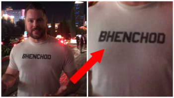 FOTO: Týpek si myslel, že dostal od bývalky tričko s nápisem “Miluji tě“. Jeho pravý význam ho ale totálně ztrapnil