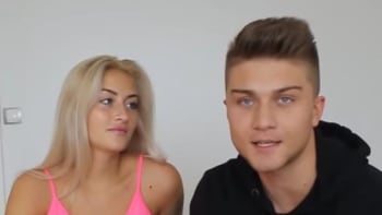 VIDEO: Youtuber Datel se pochlubil novou přítelkyní! Už na ni stihl připravit tenhle brutální prank