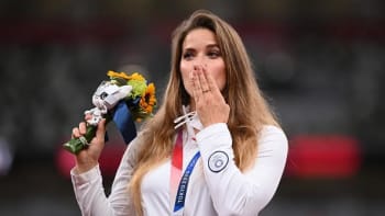 FOTO: Sexy polská olympionička prodala svoji stříbrnou medaili. Je za tím tenhle dojemný důvod!