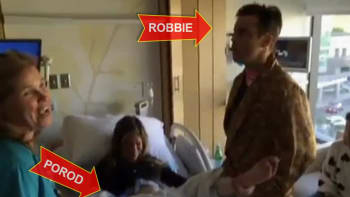 Manželka Robbieho Williamse porodila: Skoro v přímém přenosu!