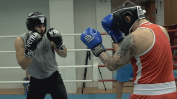 VIDEO: Drsná youtuberská bitka! Slavný Pedro se porval v boxerském ringu. Zápasil snad se svým hejtrem?