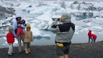 PRÁCE SNŮ: Rodina hledá fotografa, který s nimi bude cestovat po celém světě a fotit je. A nabízí za to pohádkový plat