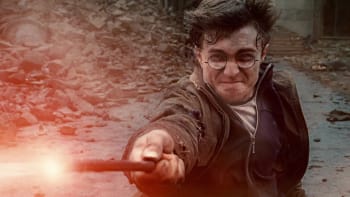 Co se stane, když v knihách o Harrym Potterovi nahradíte slovo hůlka penisem? Tyhle vtipné příklady vám nedají spát