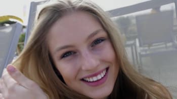 VIDEO: Finalistka České Miss chtěla trhnout světový rekord!