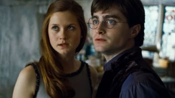 GALERIE: Z Ginny vyrostla neskutečná kost! Holka Harryho Pottera ukázala výstavní tělo v plavkách. Jak se vám líbí?