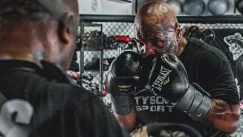 Boxer Mike Tyson odhalil podmínky, za které nastoupí proti Jakeu Paulovi! Jakou obří částku chce?