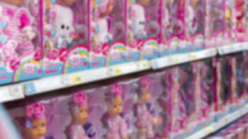 VIDEO: Společnost vyrábějící hračky čelí kritice kvůli rasismu. Takhle vypadají jejich černé panenky!