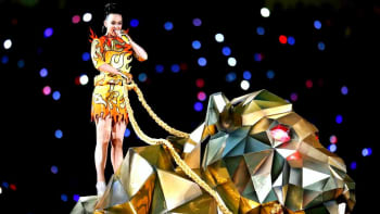 Letošní Super Bowl byl ve znamení hvězdné Katy Perry
