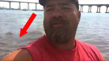 VIDEO: Nejšílenější selfie historie? Muž se chtěl vyfotit u vody. Fotku mu ale překazilo něco neskutečného!