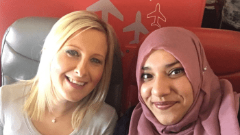 FOTO: Ženu vyděsila muslimka v letadle. Konflikt ale dopadl naprosto nečekaně…