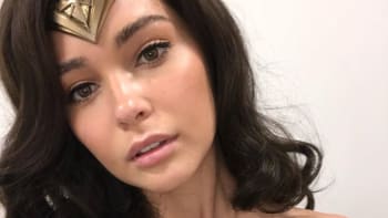 GALERIE: Takhle vypadá sexy dvojnice filmové Wonder Woman. Je ještě krásnější než známá herečka