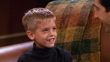 Syn Rosse z Přátel je teď stejně starý, jako byla v seriálu Rachel! Jak se mladý herec změnil?