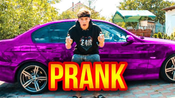 VIDEO: Datlův brácha posprejoval youtuberovi auto na růžovo! Není tohle už trochu moc?