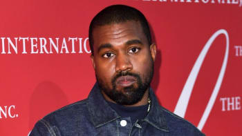 VIDEO: Slavný rapper Kanye si oficiálně změnil jméno. Jak se teď úředně jmenuje?
