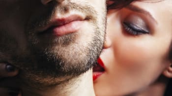 Sexuální triky pornohvězd, které budou fungovat i ve vaší ložnici!