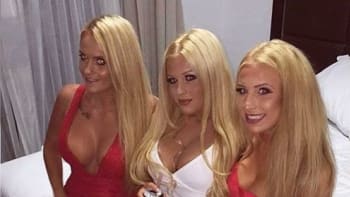 FOTO: Rodinná fotografie, která zmátla internet. Poznáte, která ze tří sexy blondýnek je matka ostatních dvou?