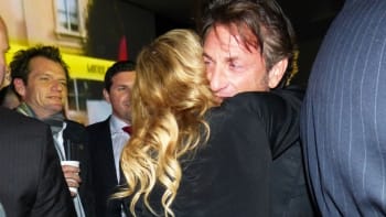 Sean Penn a Madonna: No tohle! Málem ji zabil baseballkou a ona ho pořád miluje