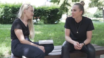 YouTube Talks: Youtuberka Bára Votíková řekla pravdu o své sexuální orientaci! Jak těžké bylo přiznat, že není na kluky?