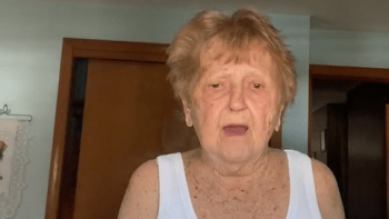 VIDEO: Babička sdílela pravidla, která chce mít na svém pohřbu. Lidé z nich šli do kolen