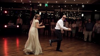 VIDEO: Na tento svatební tanec nevěsty s tatínkem jen tak nezapomenete