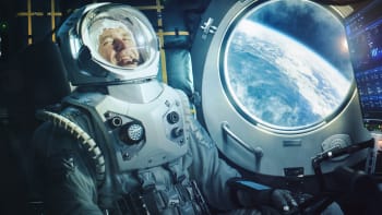VIDEO: Astronaut odhaluje, jak se čistí zuby ve vesmíru. Vážně je to jako raketová věda?