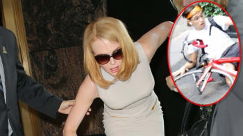 Nicole Kidman málem přizabil fotograf na kole: Výpověď svědka