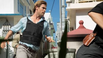 Hacker míří do kin - Chris Hemsworth v novém filmu (TRAILER)