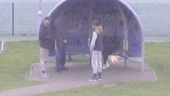 VIDEO: Parta teenagerů chladnokrevně zabila bezdomovce. Jejich šíleně stupidní důvod vás dostane!