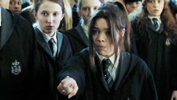 FOTO: Herečka z Harryho Pottera čeká dvojčata se synem zakladatele Playboye! Podívejte, jak jim to sluší
