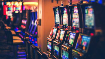 Ženě zničila život obrovská výhra v kasinu. Proč to byla její vůbec nejhorší noc?