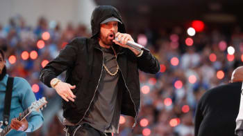 VIDEO: Eminem naštval fanoušky vystoupením na Super Bowlu. Jaký zákaz neuposlechl?